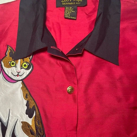 Bob Mackie Wearable Art Cat
Embroidered Silk Blouse Red Black
Button-Up M - Picture 4 of 11